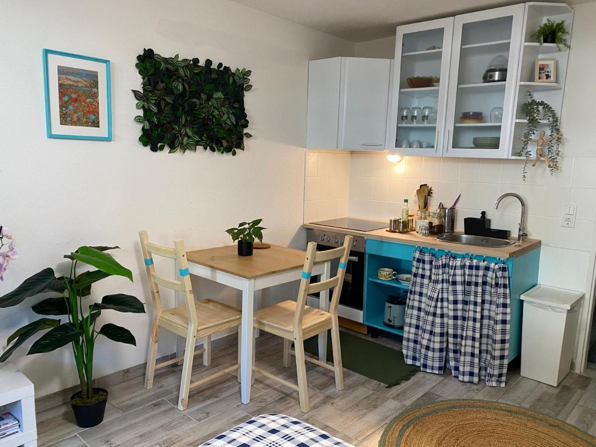 Sweet Home Apartment Hannover West - Contactless Check-In Eksteriør billede