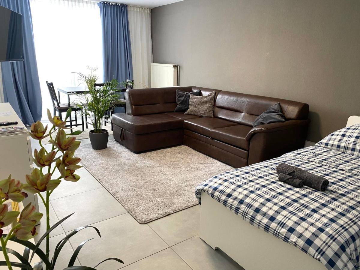 Sweet Home Apartment Hannover West - Contactless Check-In Eksteriør billede