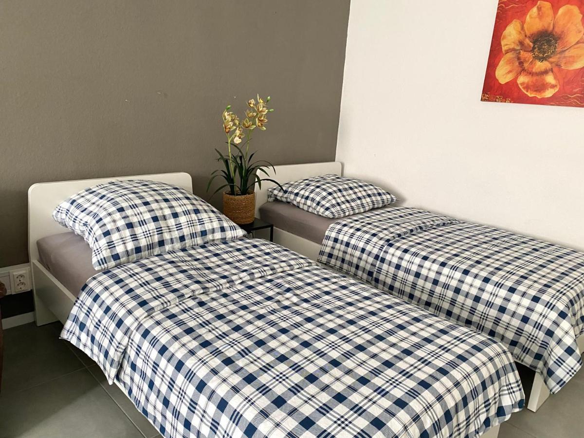 Sweet Home Apartment Hannover West - Contactless Check-In Eksteriør billede