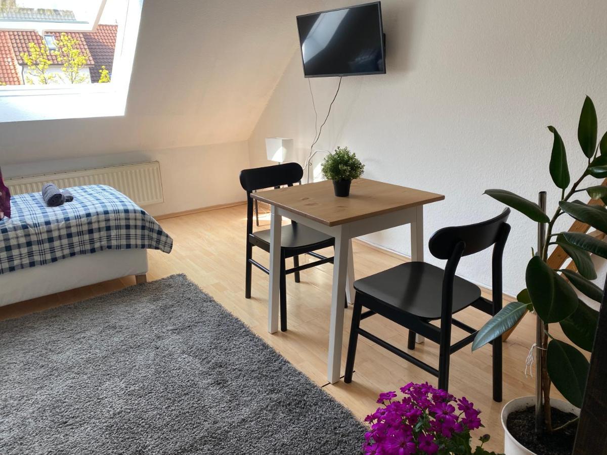 Sweet Home Apartment Hannover West - Contactless Check-In Eksteriør billede