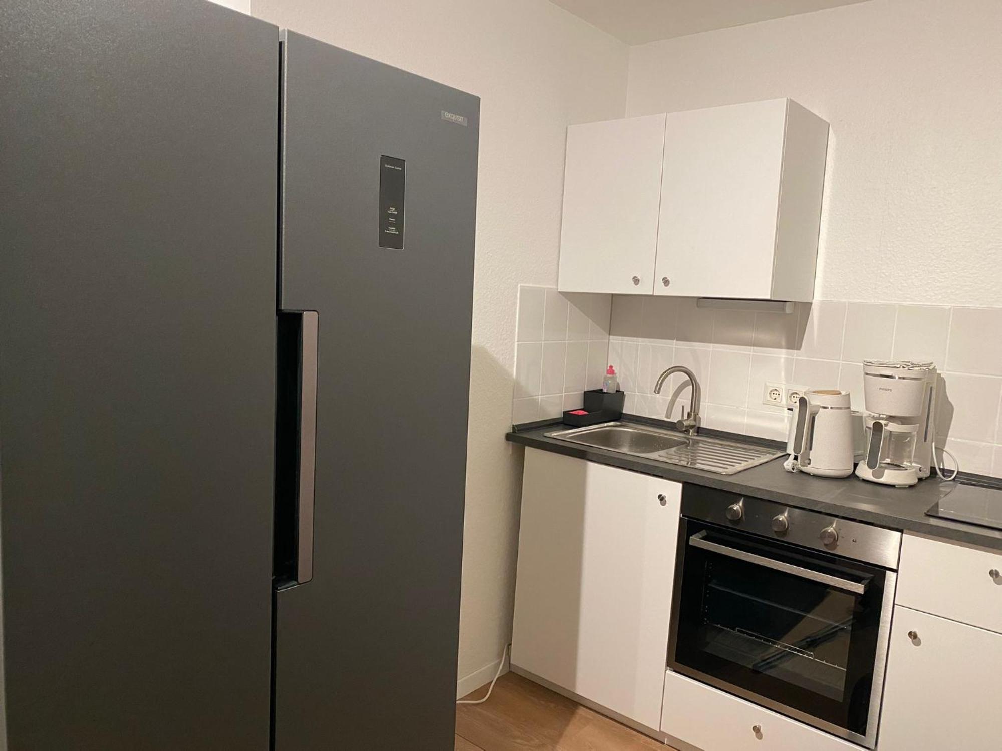 Sweet Home Apartment Hannover West - Contactless Check-In Eksteriør billede