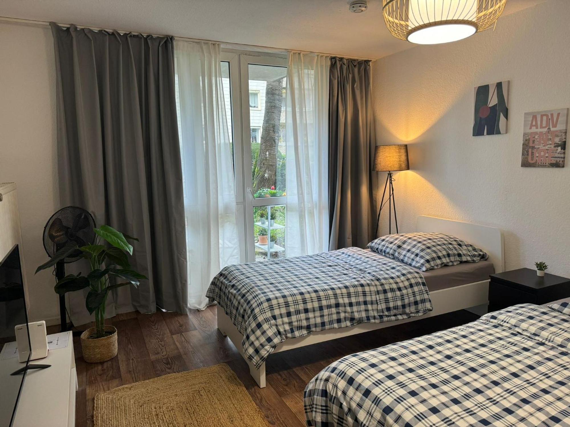 Sweet Home Apartment Hannover West - Contactless Check-In Eksteriør billede